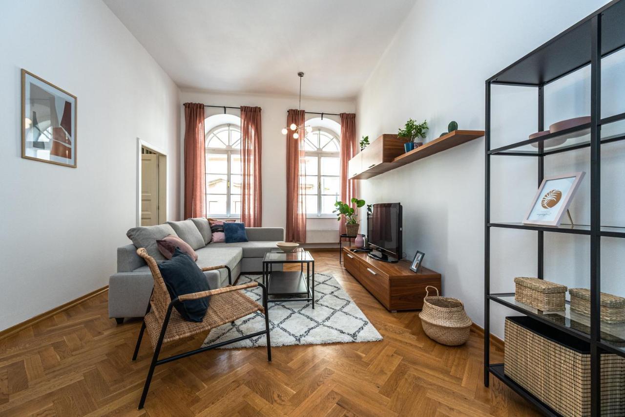 Charles Apartments In Old Town Prague Exterior photo