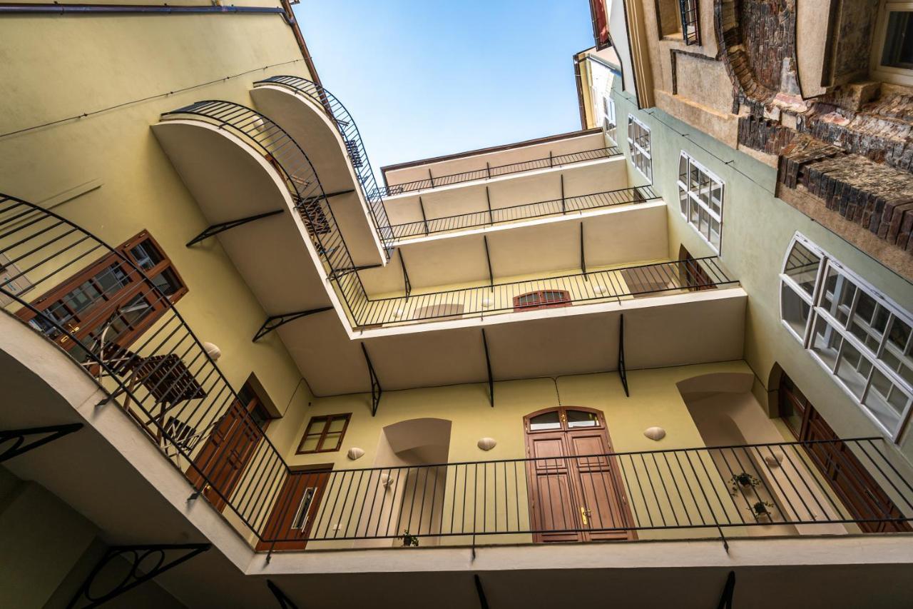 Charles Apartments In Old Town Prague Exterior photo
